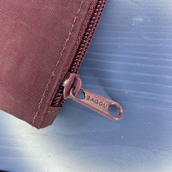 BAGGU Large Flat Pouch Fancy Animals Teddy Bear Print NWOT - Picture 5 of 7